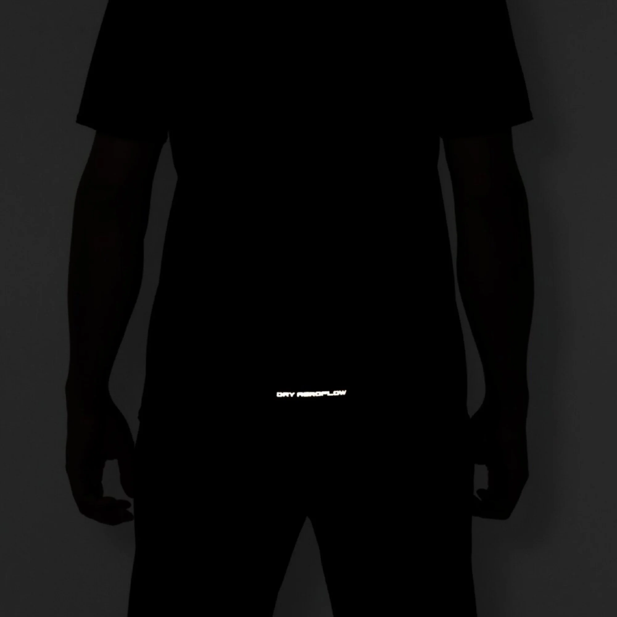 U DRY AEROFLOW T-SHIRT - Image 21
