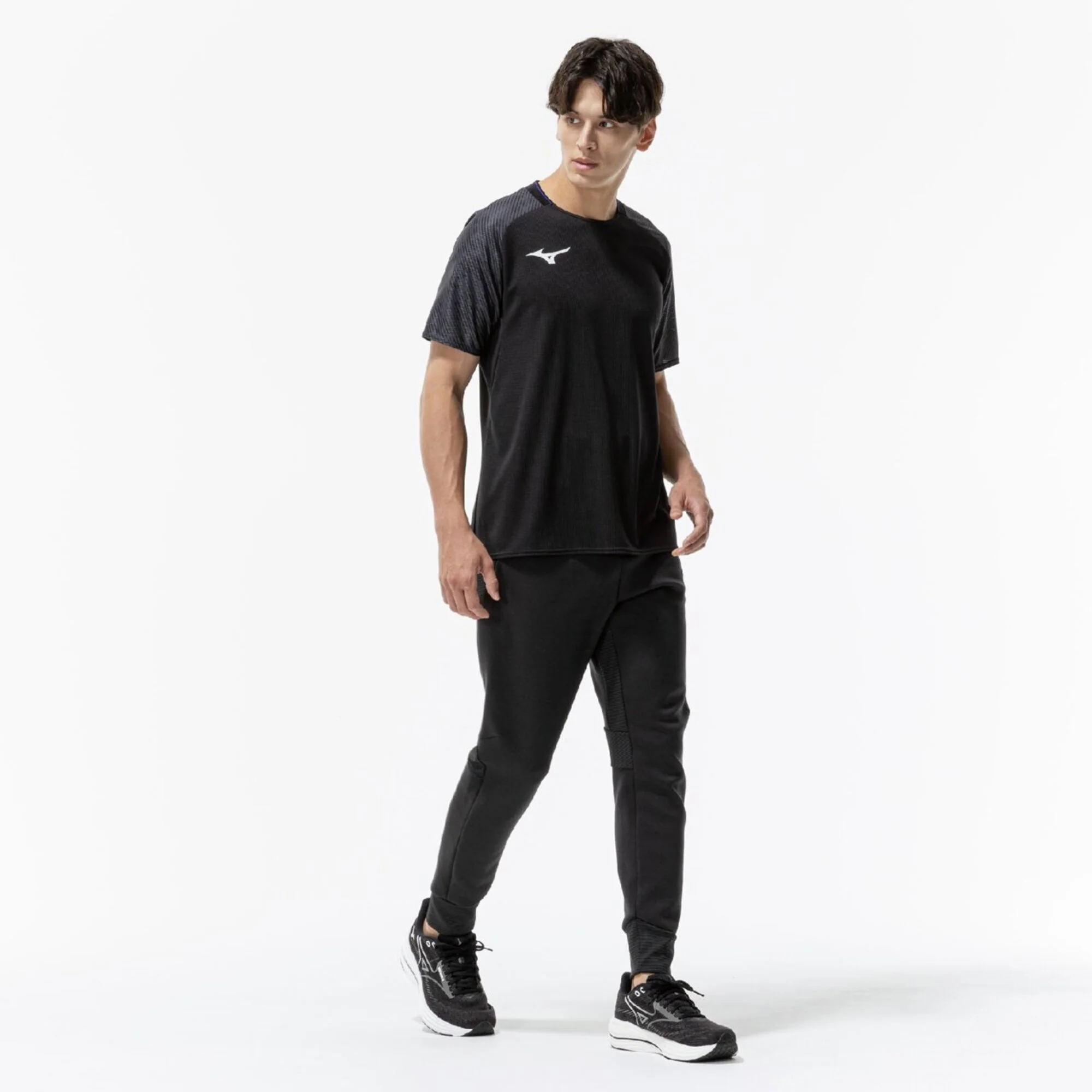 U DRY AEROFLOW T-SHIRT - Image 23