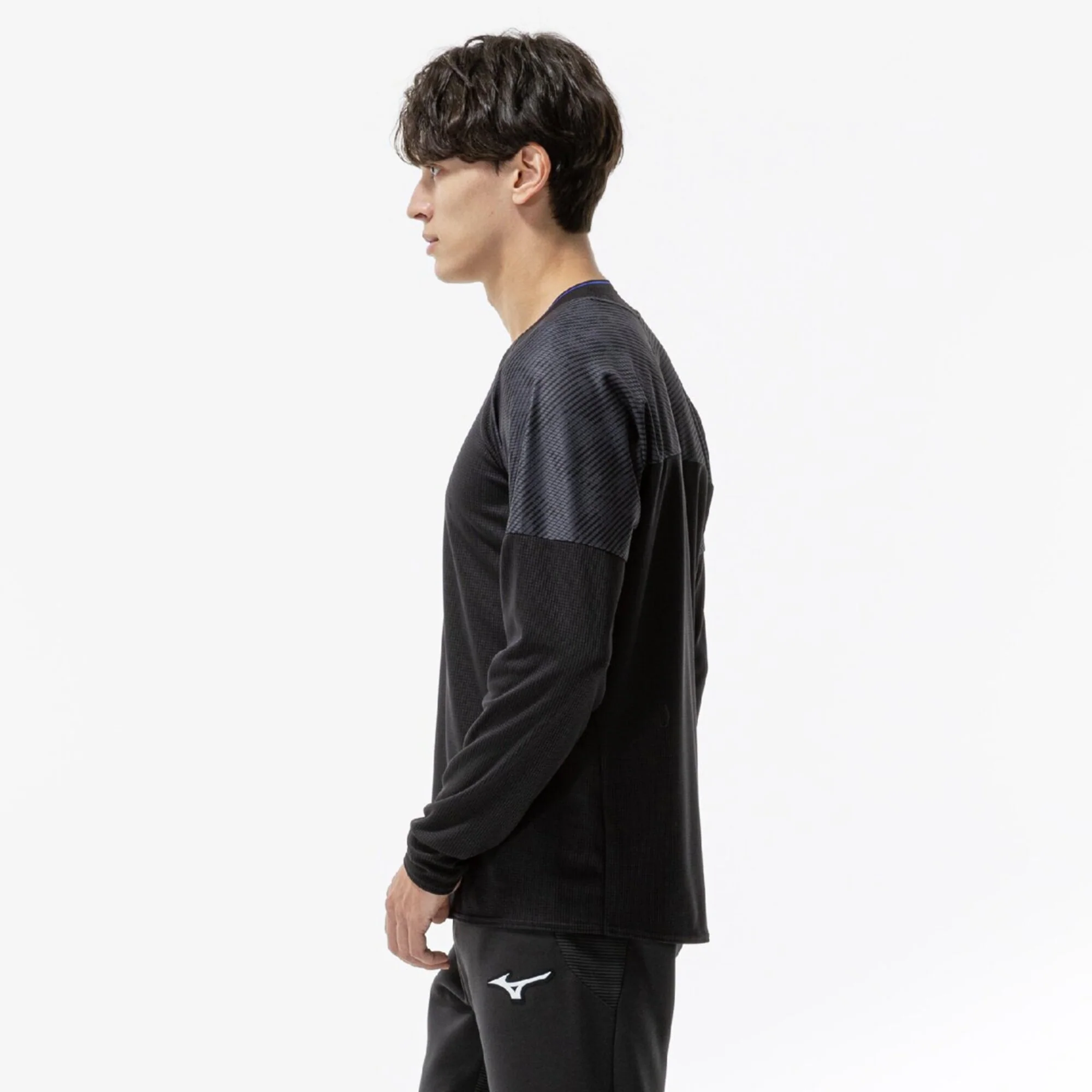 U DRY AEROFLOW T-SHIRT - Image 17