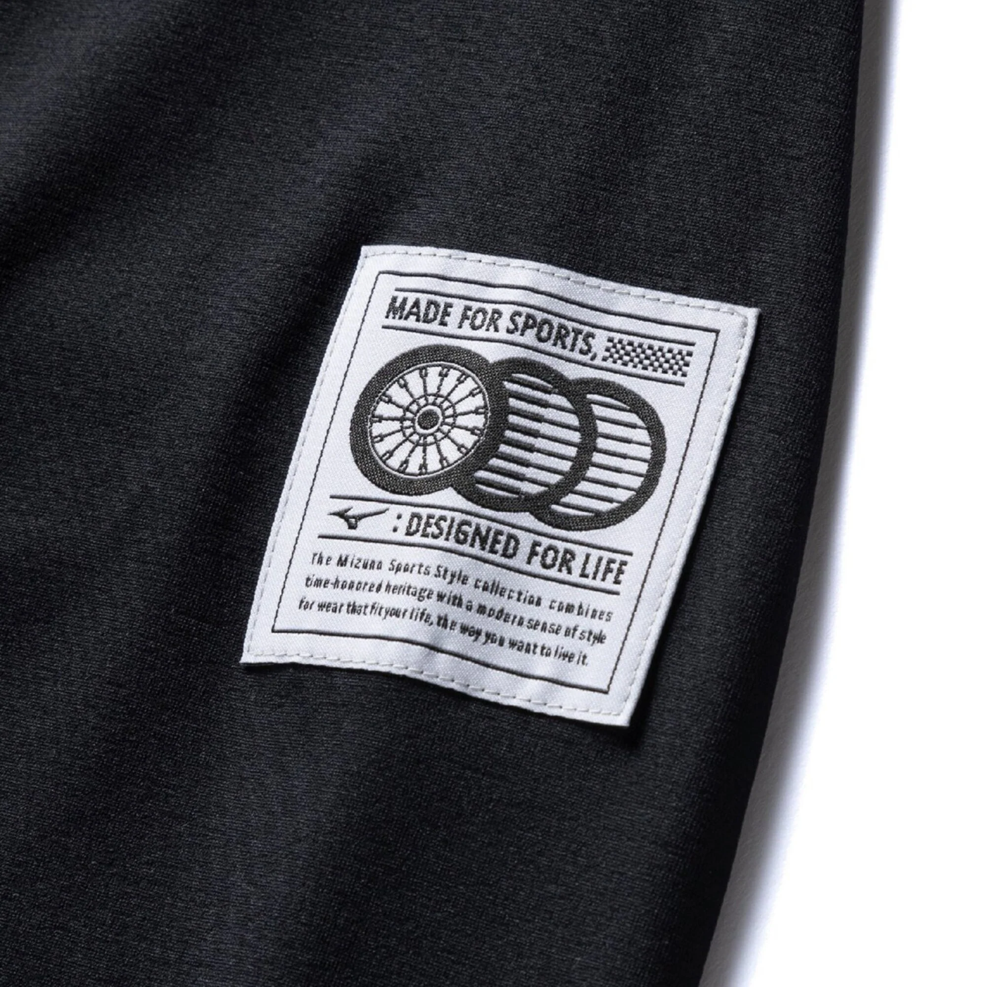 LONG SLEEVE GRAPHIC TEE - Image 3