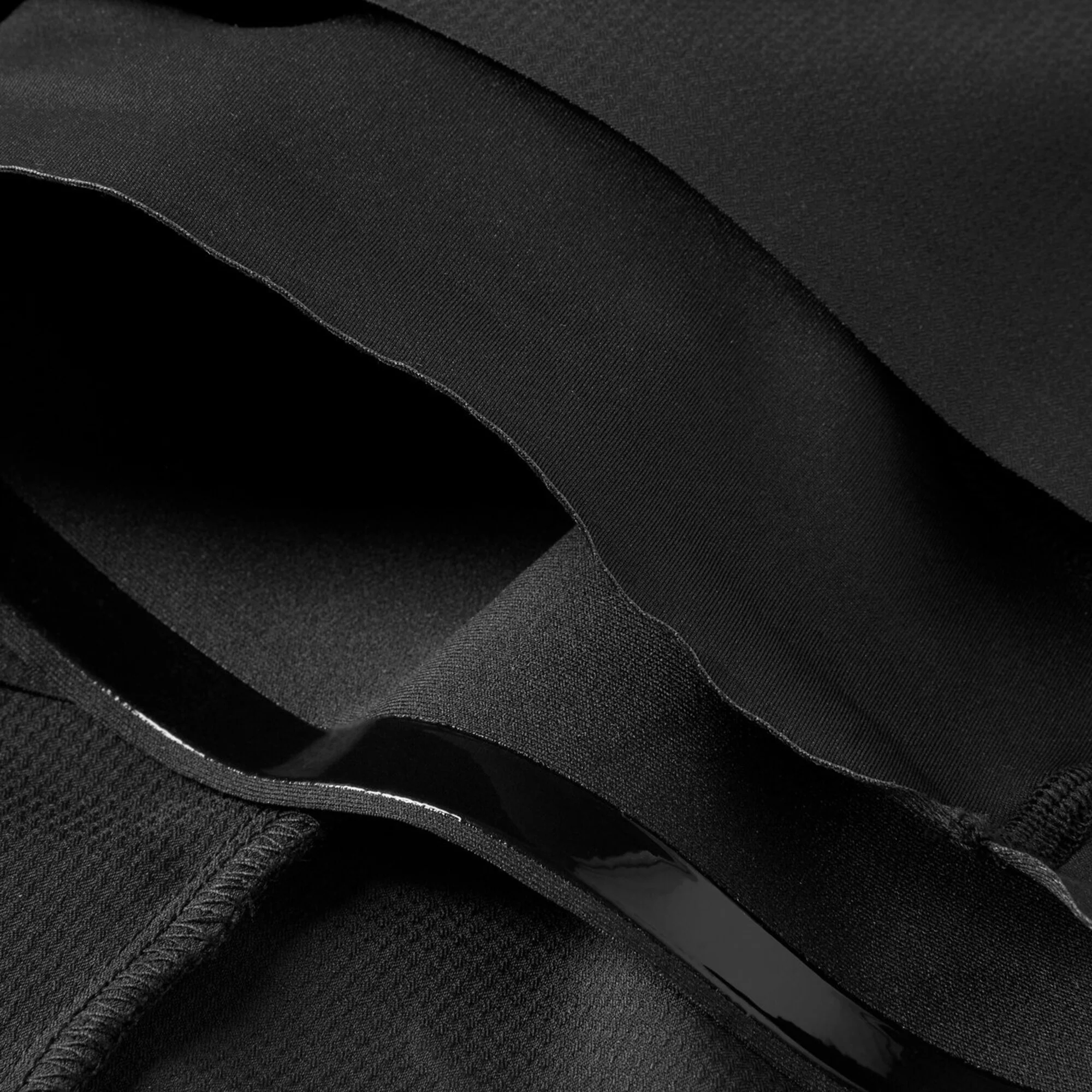 TECH LIGHT 5.5 2IN1 SHORTS - Image 4