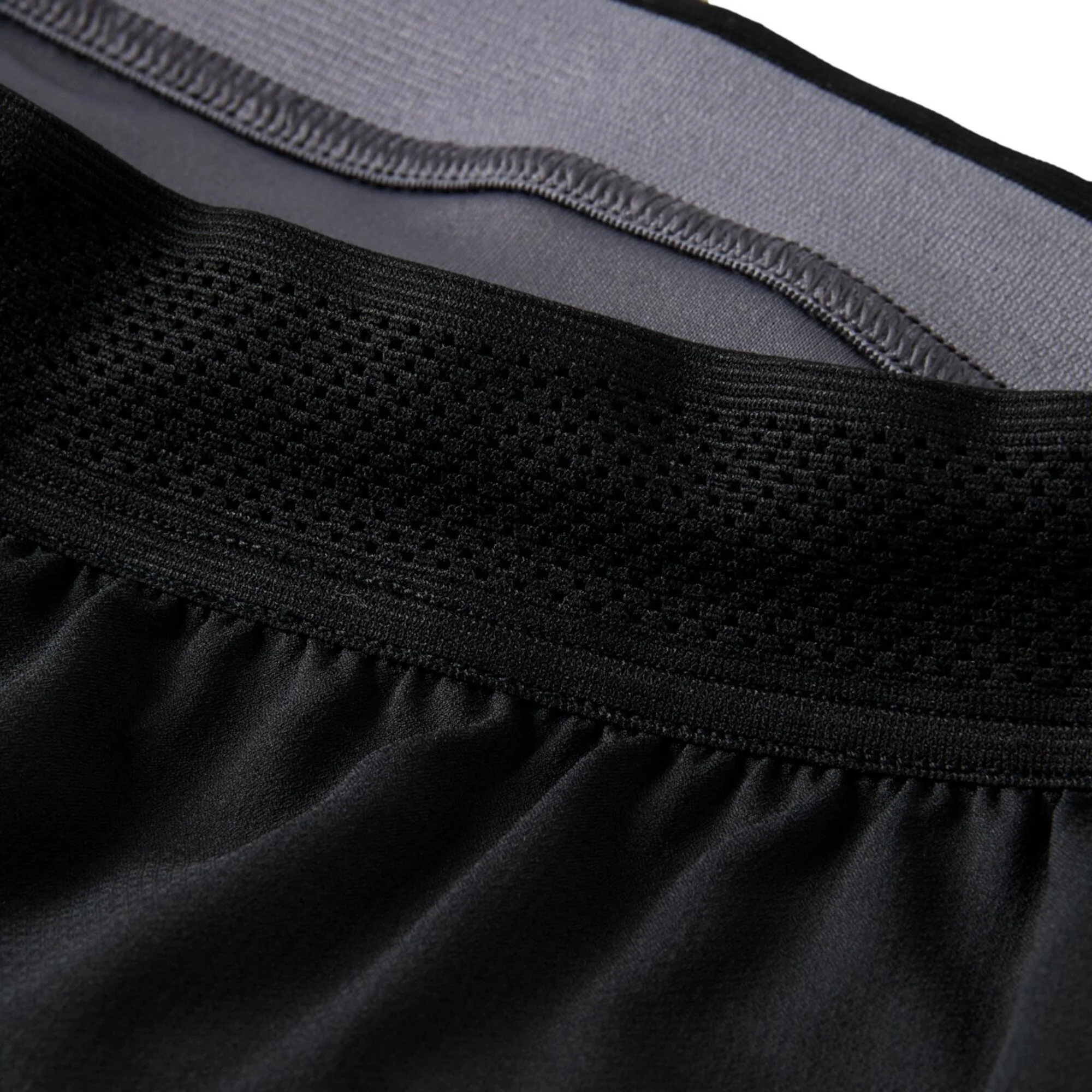 TECH LIGHT SPLIT 3.5 SHORTS - Image 9